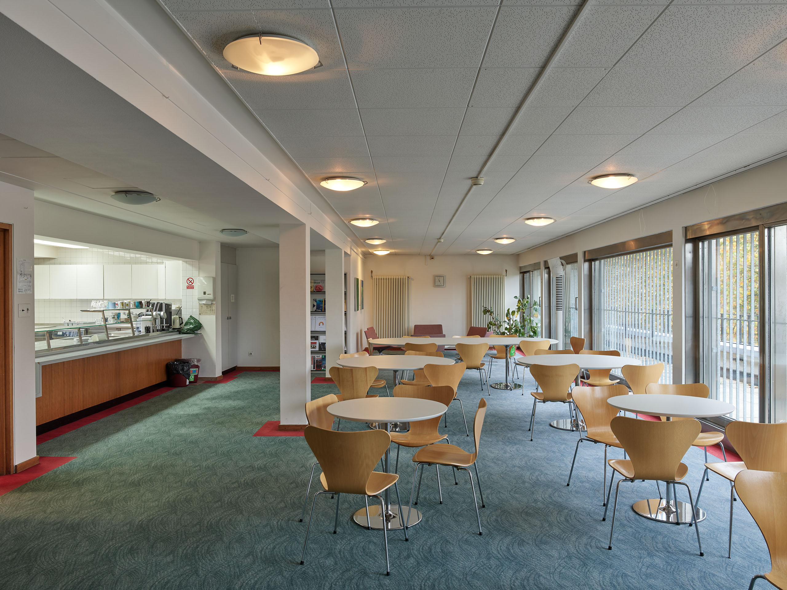 Ahp0008 embassy 004759 J2560